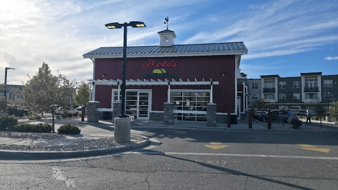 Betos Farmington.png