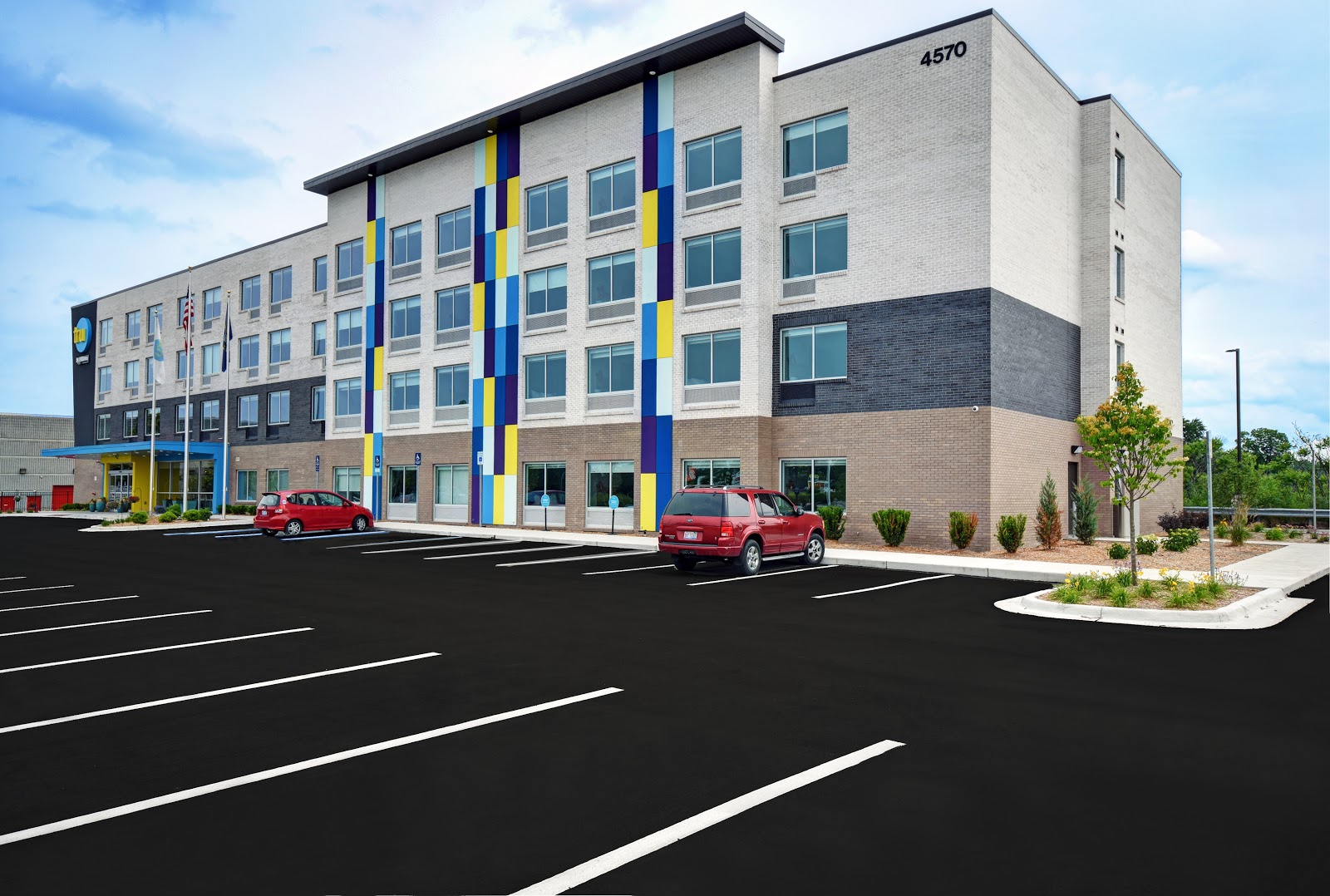 Exterior_3.jpg
