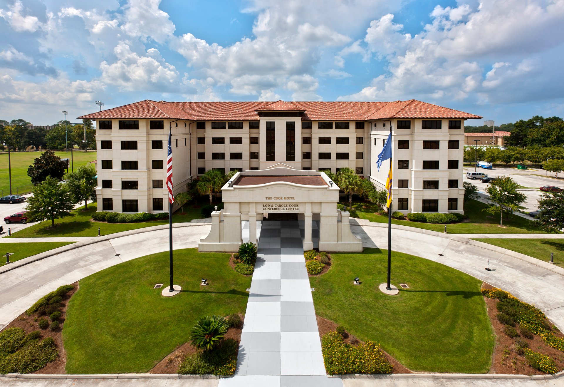 177-3-7416--Lod-Cook-Hotel-&-Alumni-Center-(1)-large.jpg