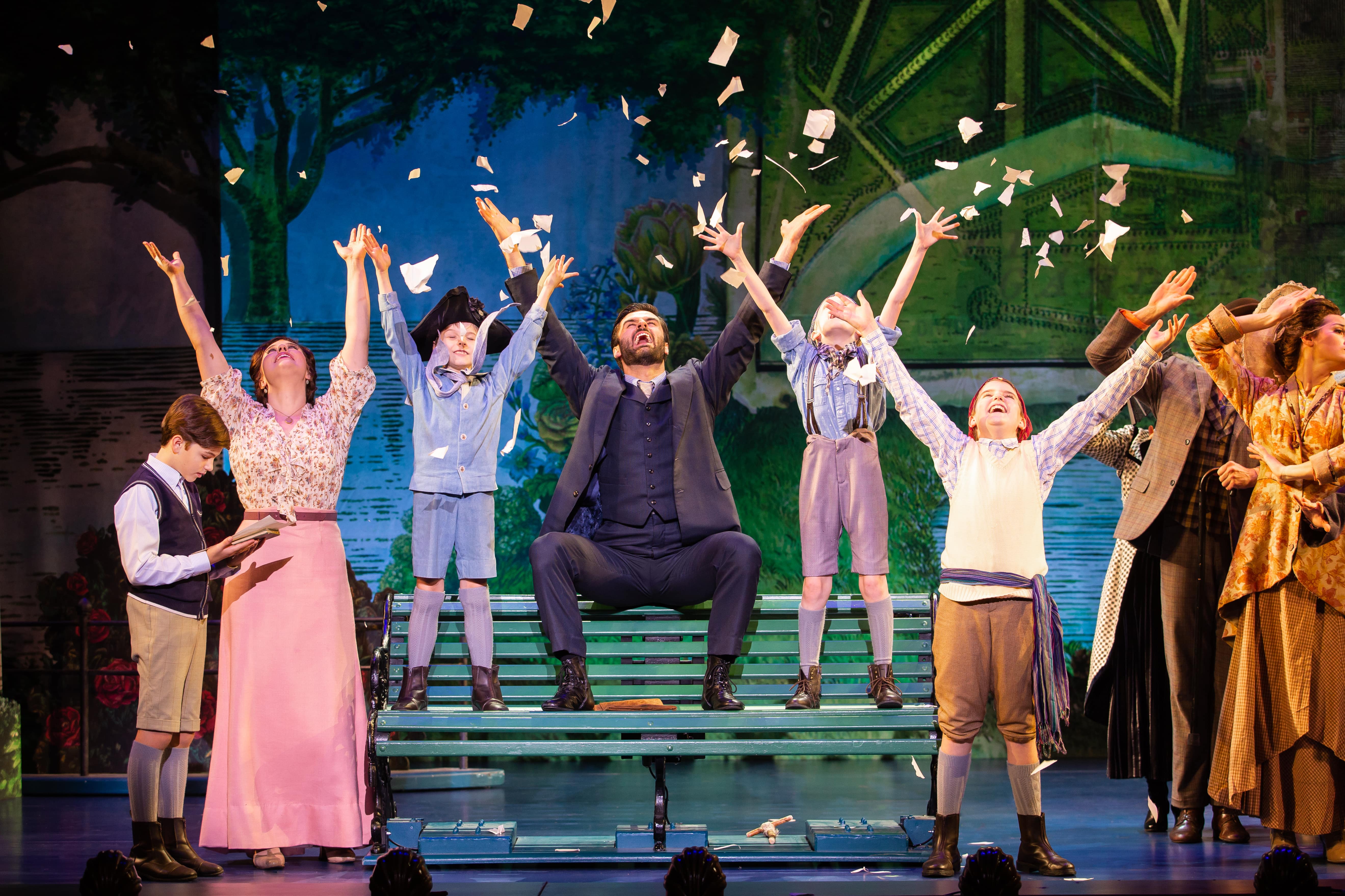 Dutch Apple Dinner Theatre The Company of Finding Neverland_Credit Jeremy Daniel_3005-min.JPG