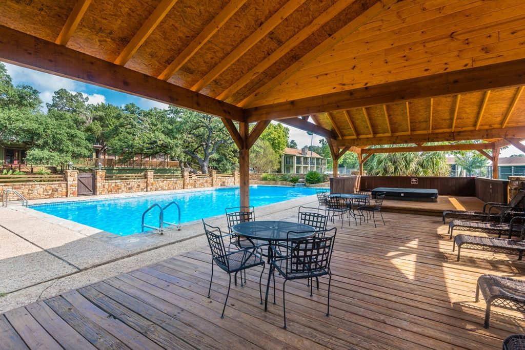 poolundercover2015-1024x683.jpg