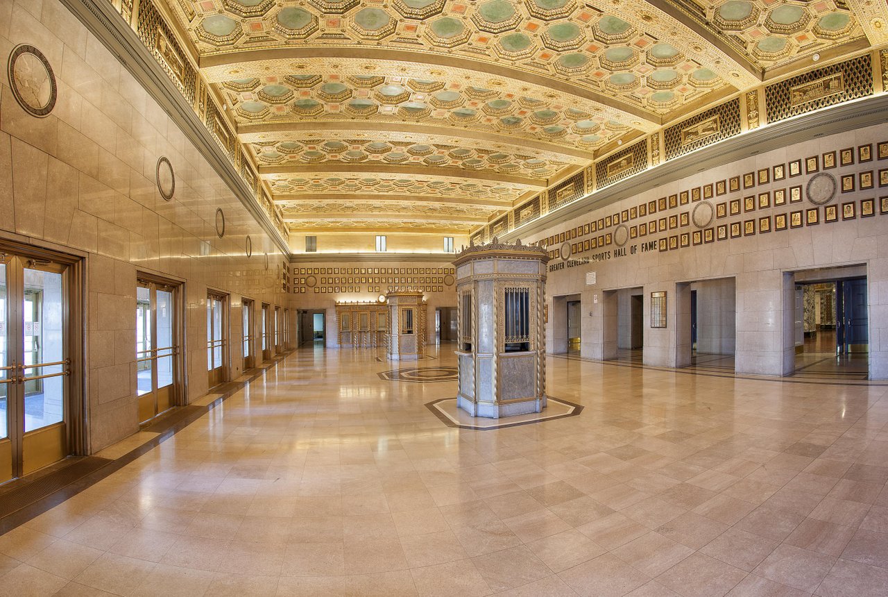 bln035_public-Hall_002-medium.jpg