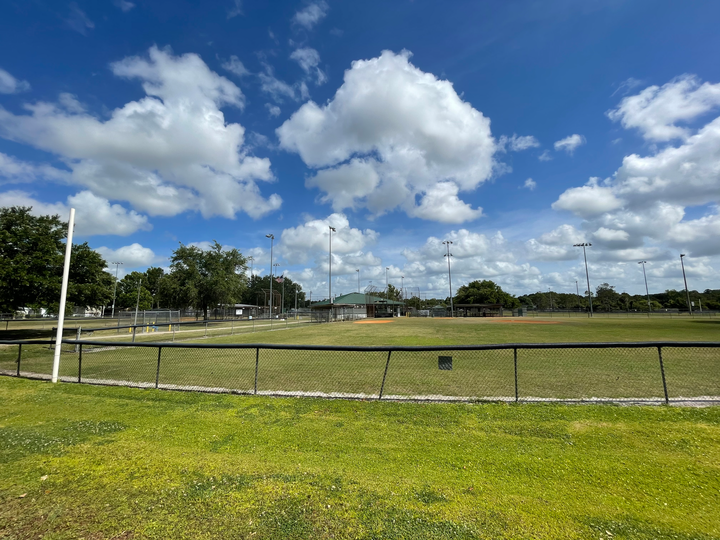 Baseball-Fields-at-Hunt-Fountain-Park-in-Lakeland-FL_May_2021_05-720x540-42ea2629-0ce0-4aec-bbb8-57a6621f5efc.png