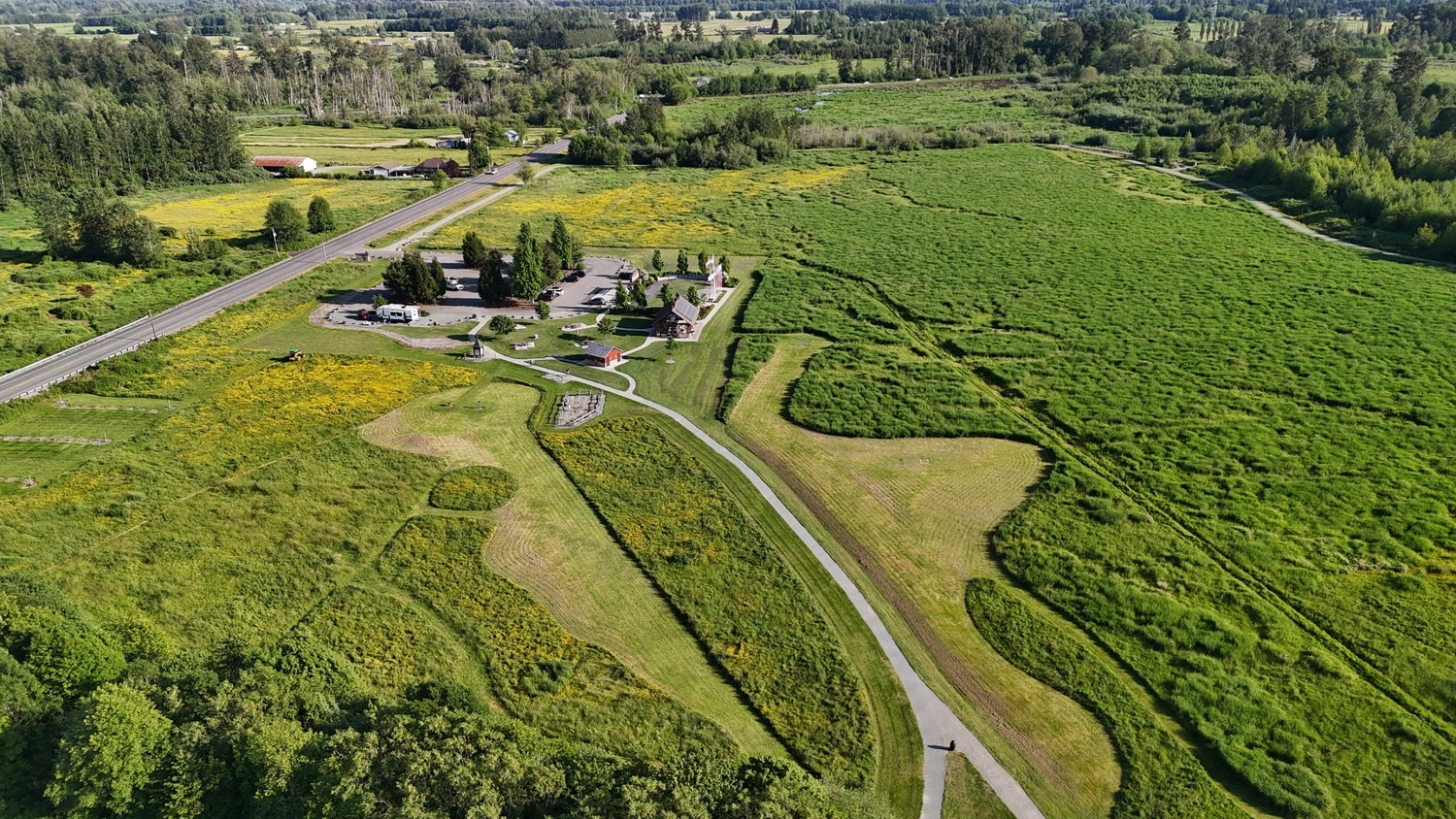 resized_trail_center_1500max.jpg