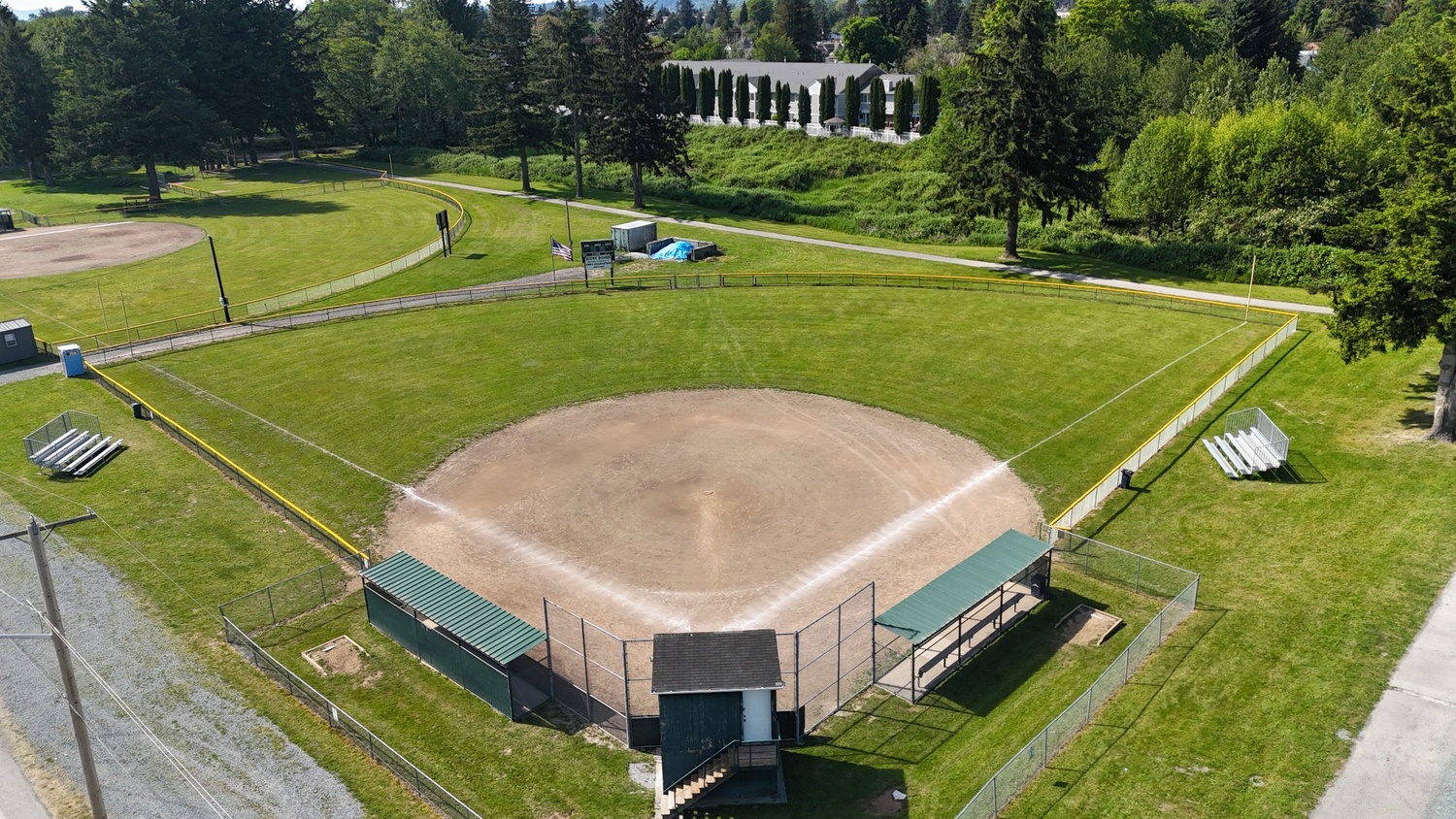 resized_softball_field_1500max.jpg