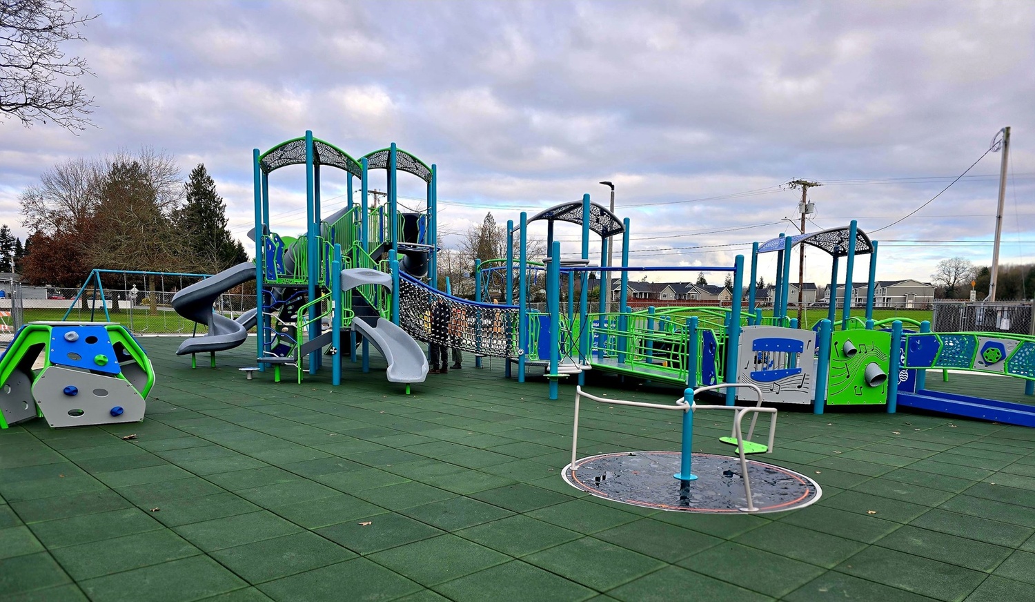 resized_playground_1500max.jpg