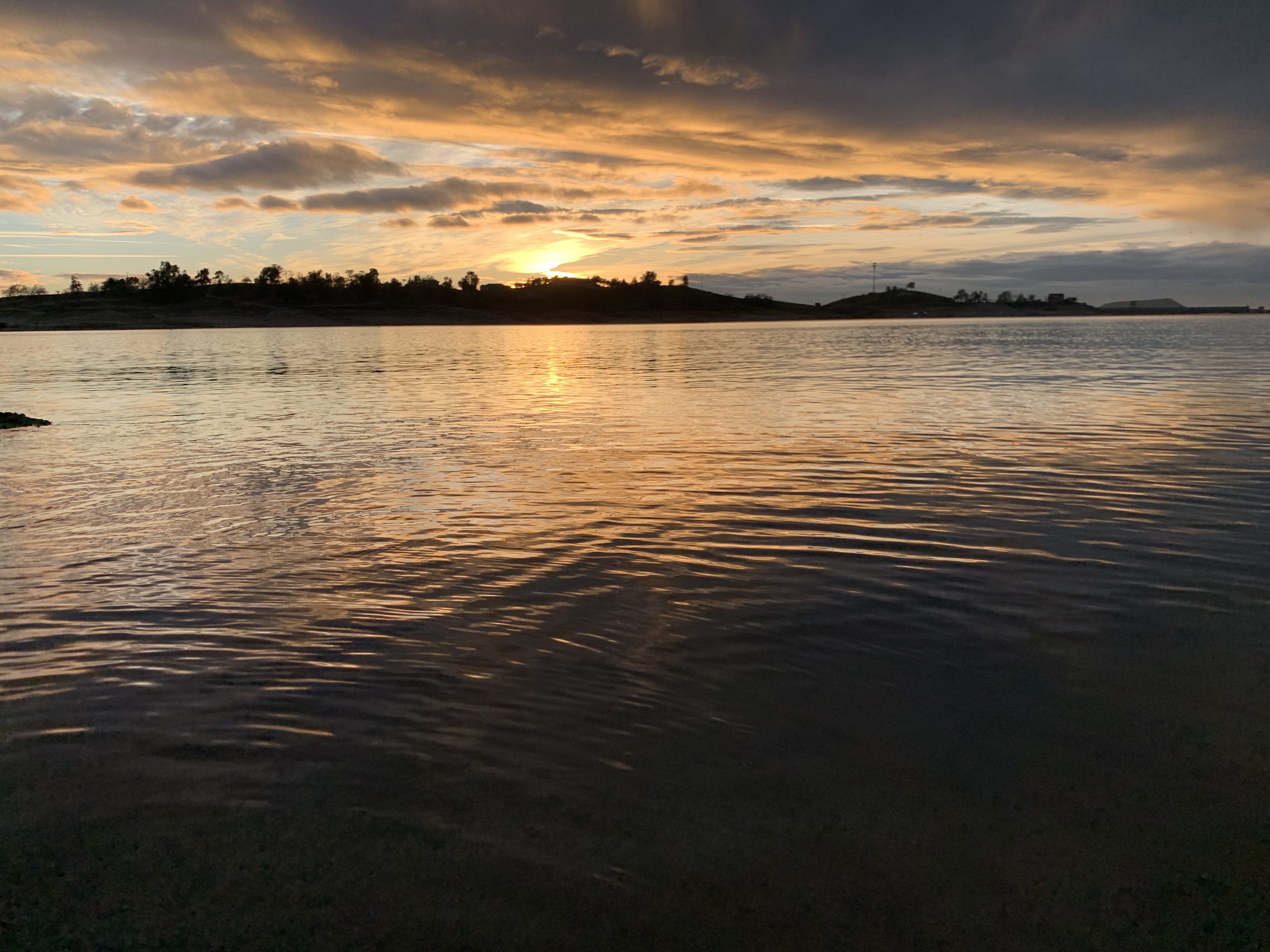 Millerton Lake 3 - DH.jpeg