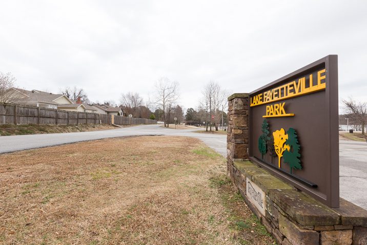 lakefaypark-716x477