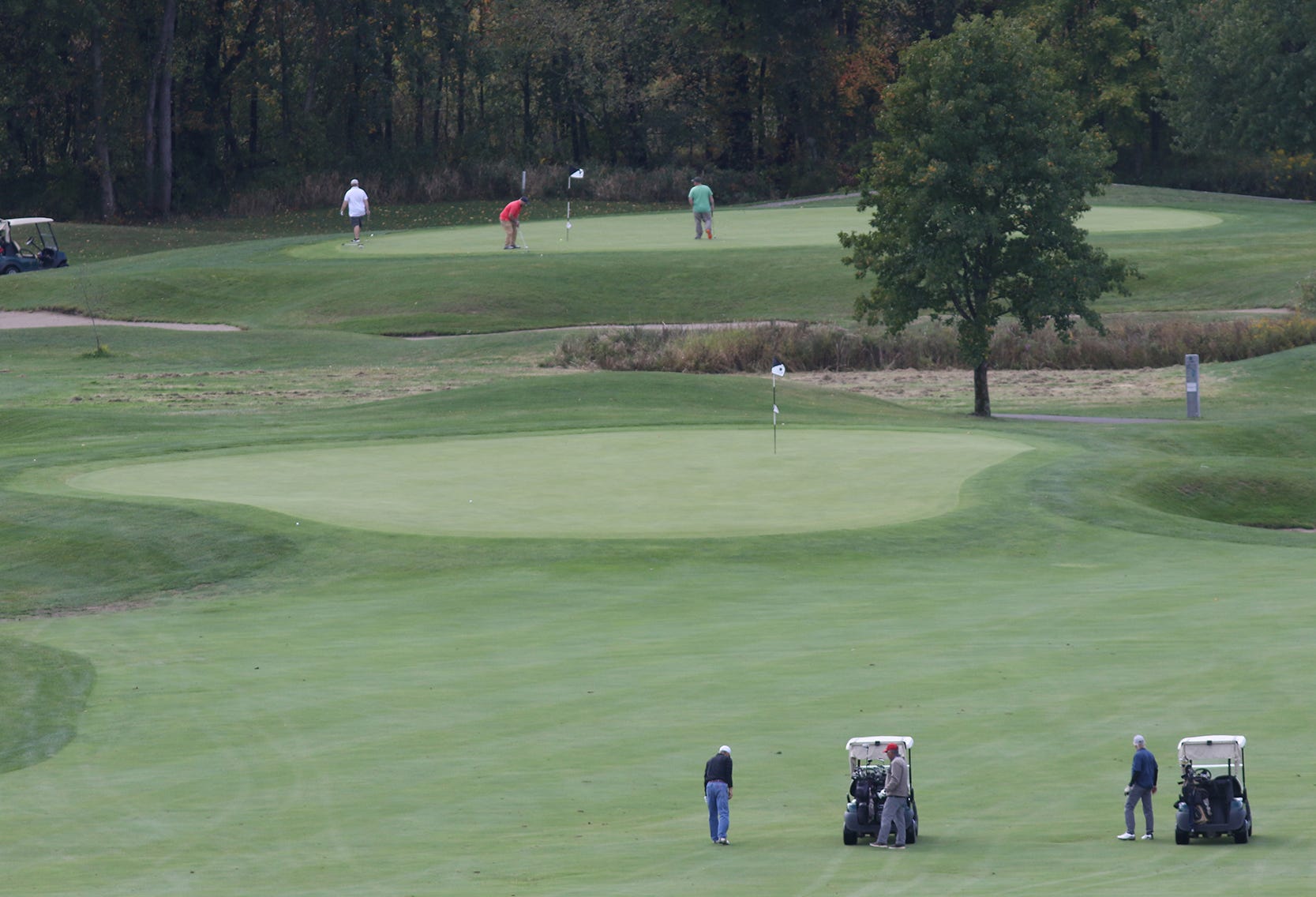 Oak Shadows Golf Club