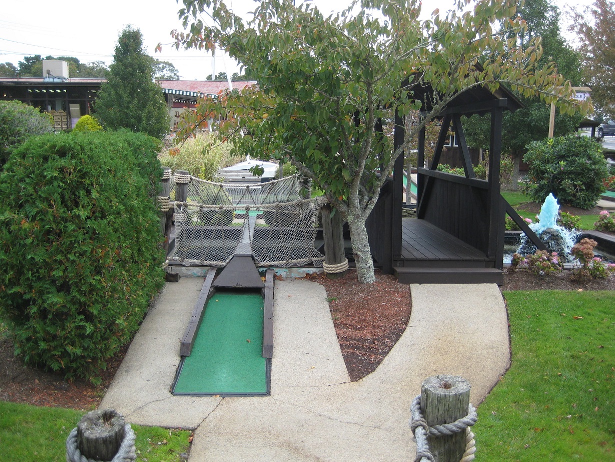 Holiday Hill Miniature Golf