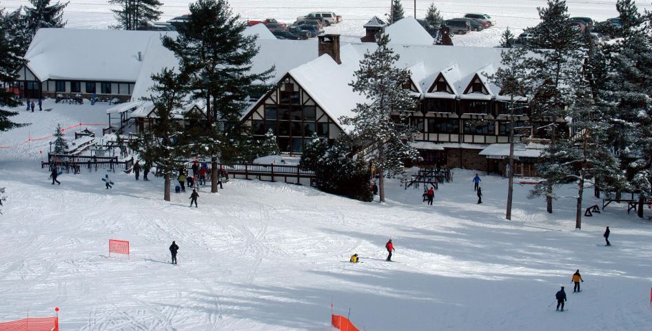 Main Ski Lodge.jpg