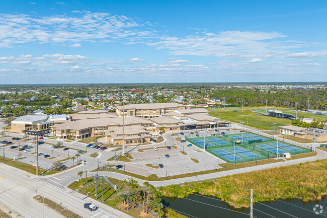 lemon-bay-high-school-englewood-fl-primaryphoto.jpg