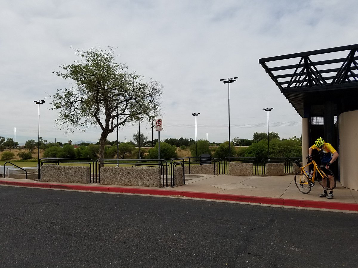 Thunderbird Paseo Linear Park8