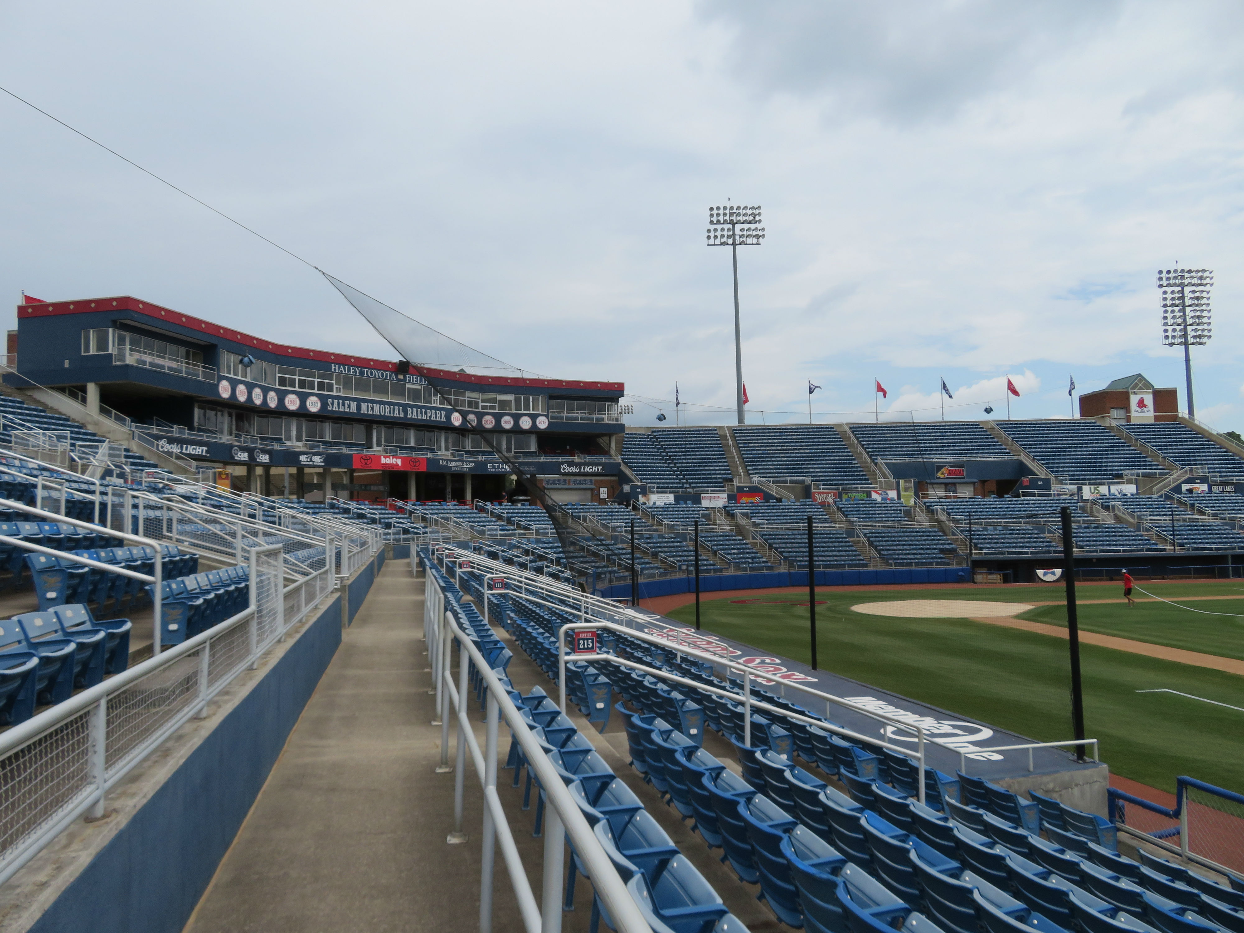 haley toyota field at salem memorial ballpark 3