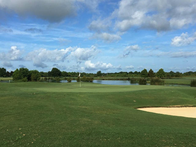 the wetlands golf course