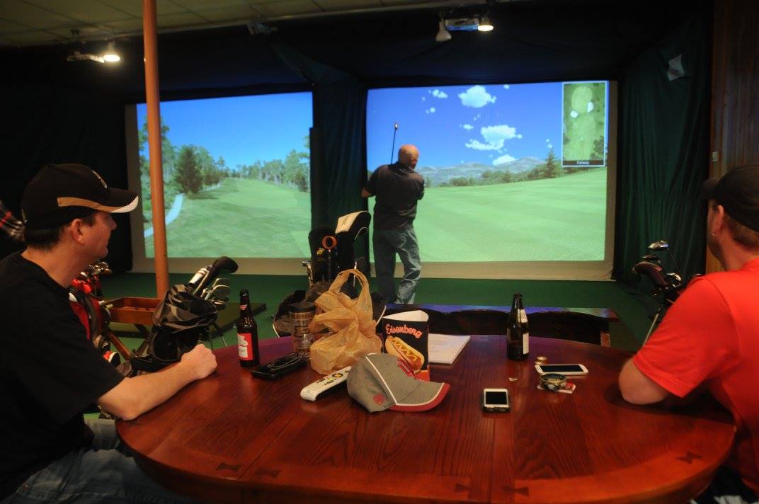 Kokomo Indoor Golf Simulators 4