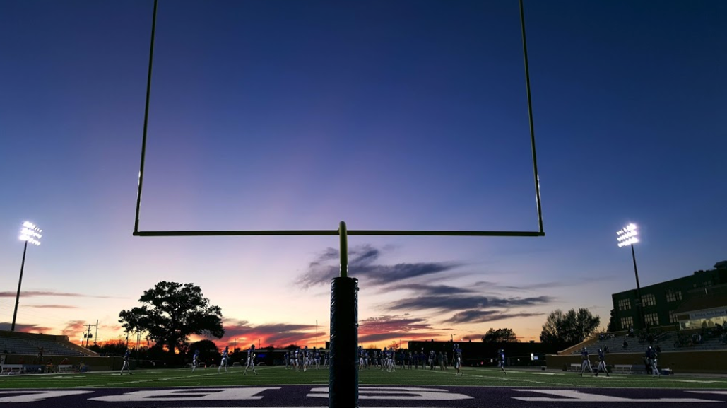 hitchinson field 8