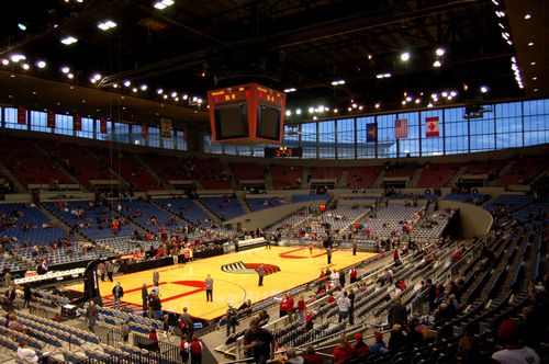 Veterans Memorial Coliseum 1