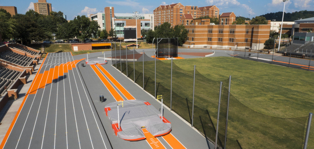 tom black ut track