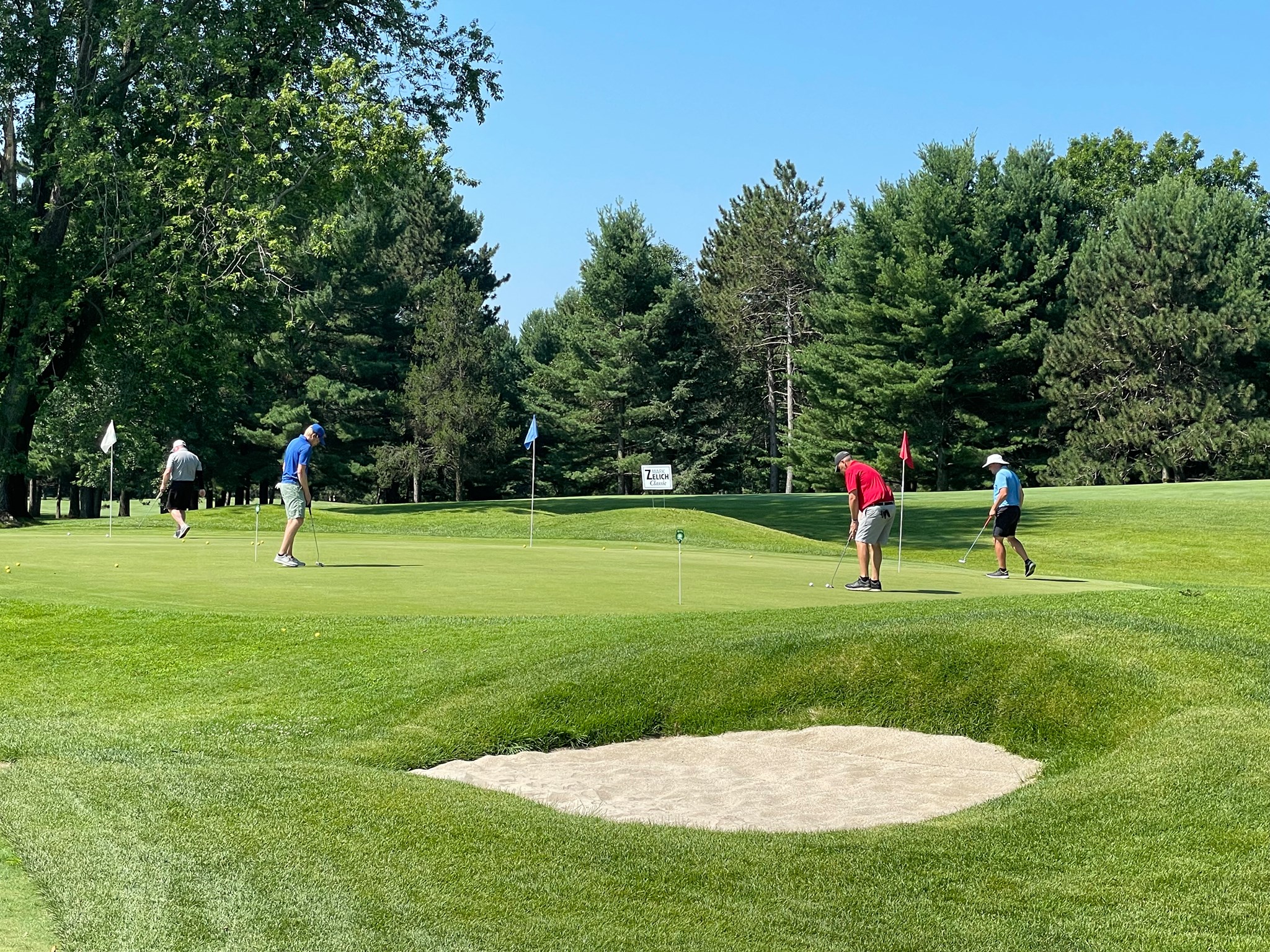 Bullseye Golf Club4