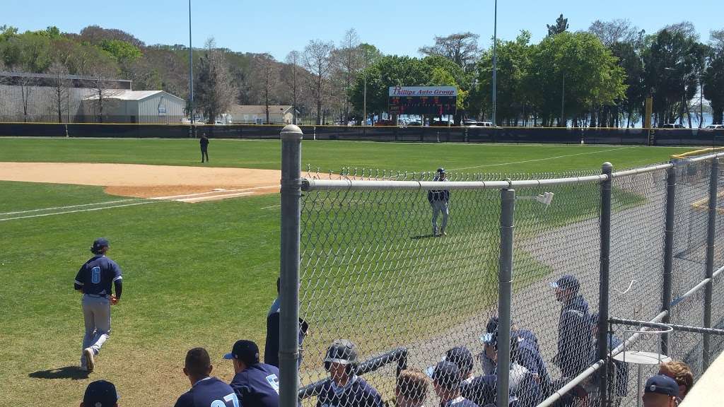 Pat Thomas Stadium3