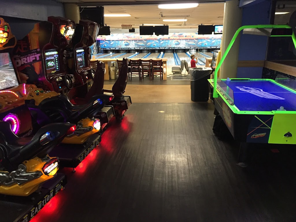 Manor Lanes Bowling & Sports Den Pub 2