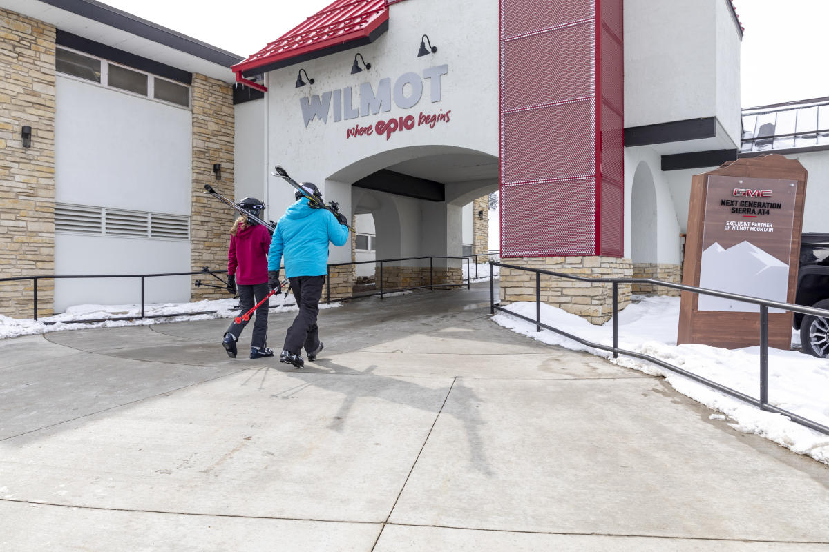 WilmotMountain_8_C237B3E4-5056-A36A-07BB89DE142384F9-c237b0a35056a36_c237b43c-5056-a36a-07f5bddc92205c85.jpg