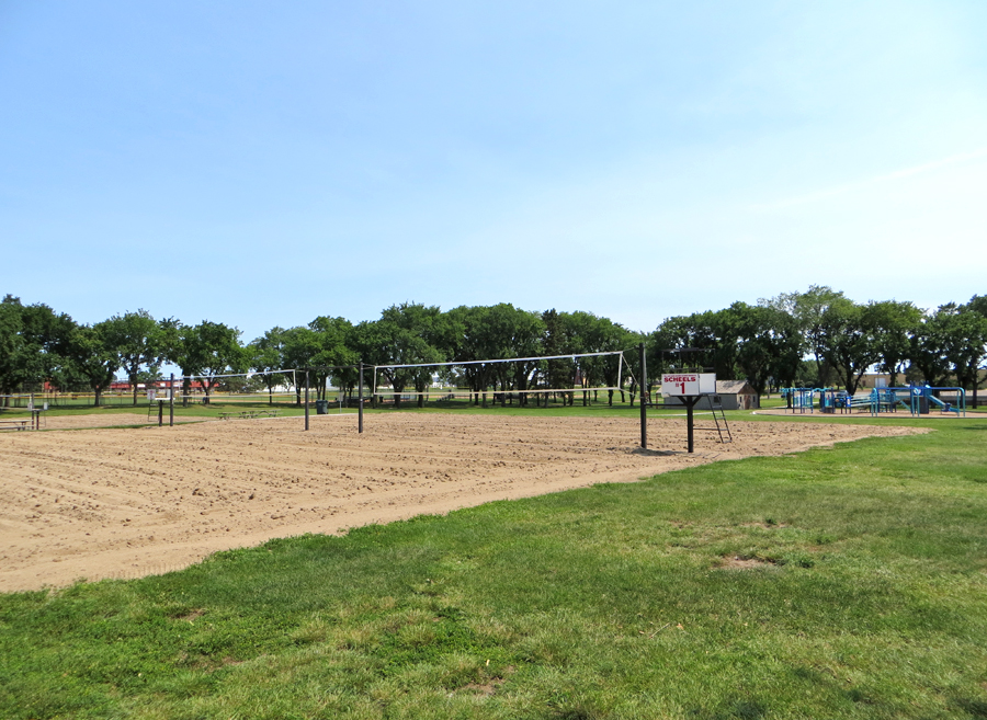 2016-Tatley-Eagles-Park-10.jpg