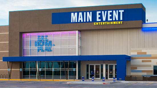 main event entertainment center 2