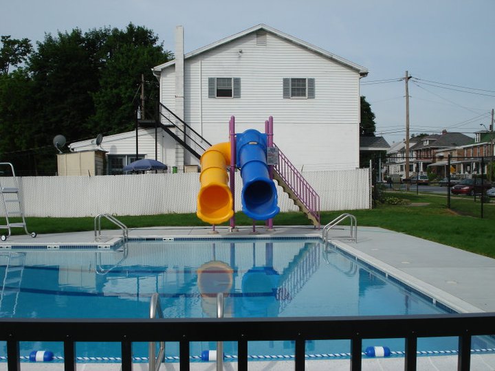 Lemoyne Community Pool