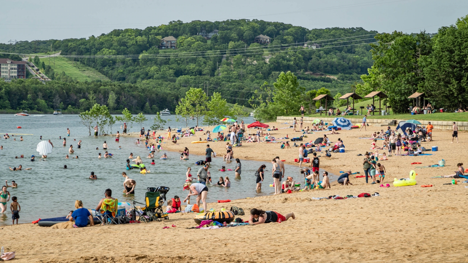 478763-Table-Rock-Missouri.jpg