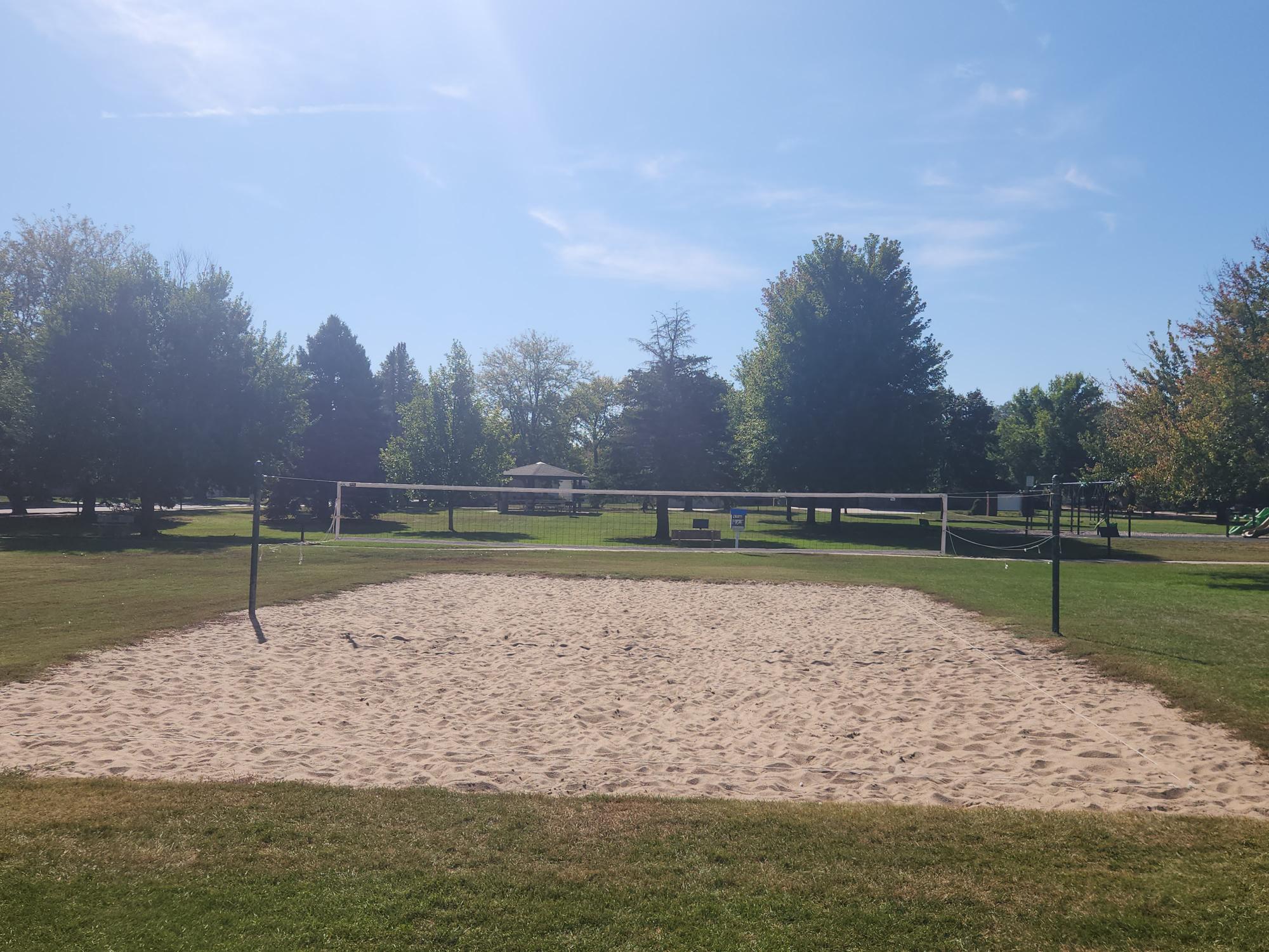 Patton Young sand vball.jpg