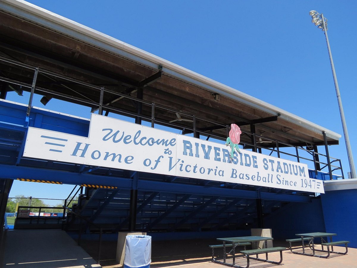 Riverside Stadium8