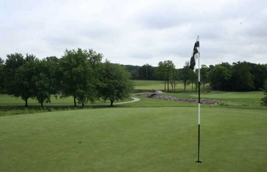 Tomahawk Hills Golf Course