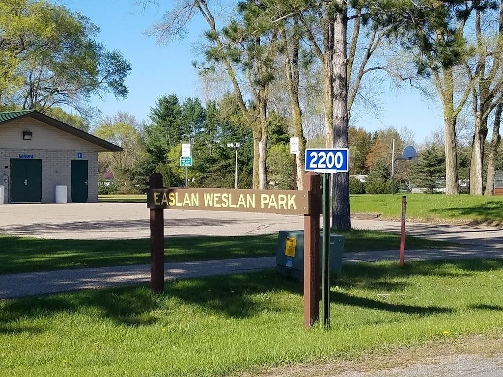 Easlan-Weslan Park 1