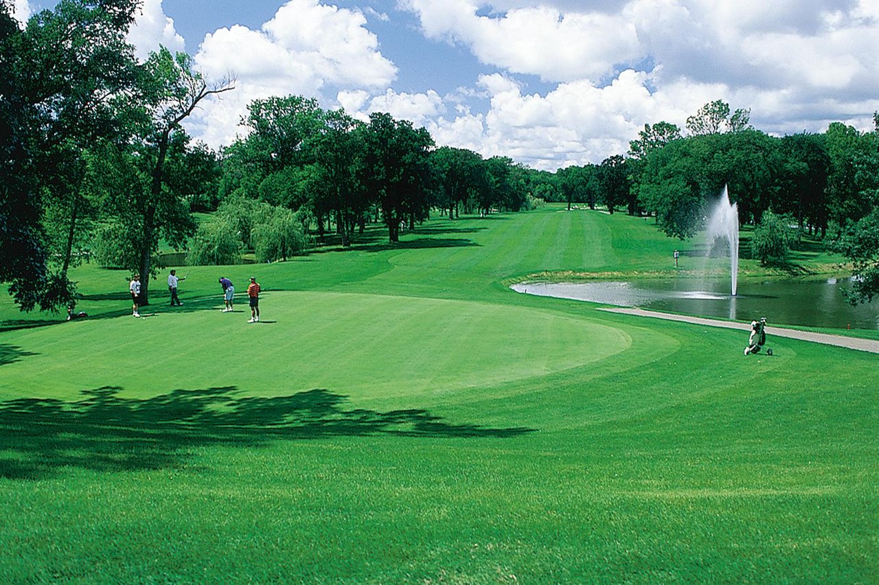 Edgewood-Golf-Course_13-medium.jpg