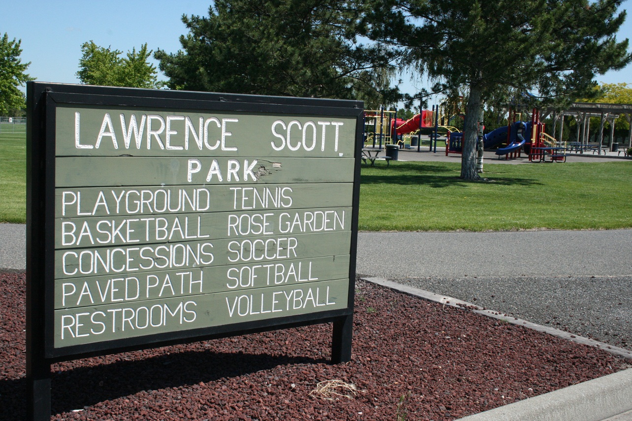Lawrence Scott Park1