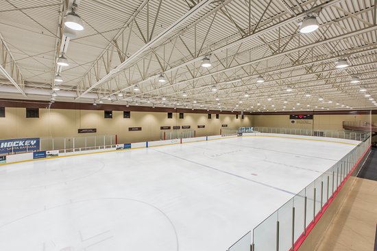 ice-skating-ice-hockey