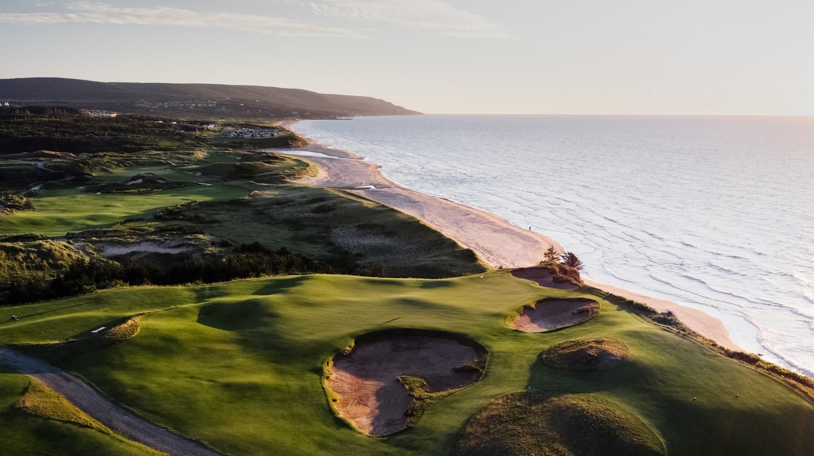 Cabot_Golf_Cabot-Cliffs-Page_Gallery_Hole-9-Cabot-Cliffs-Jacob-Sjoman_LR.jpg