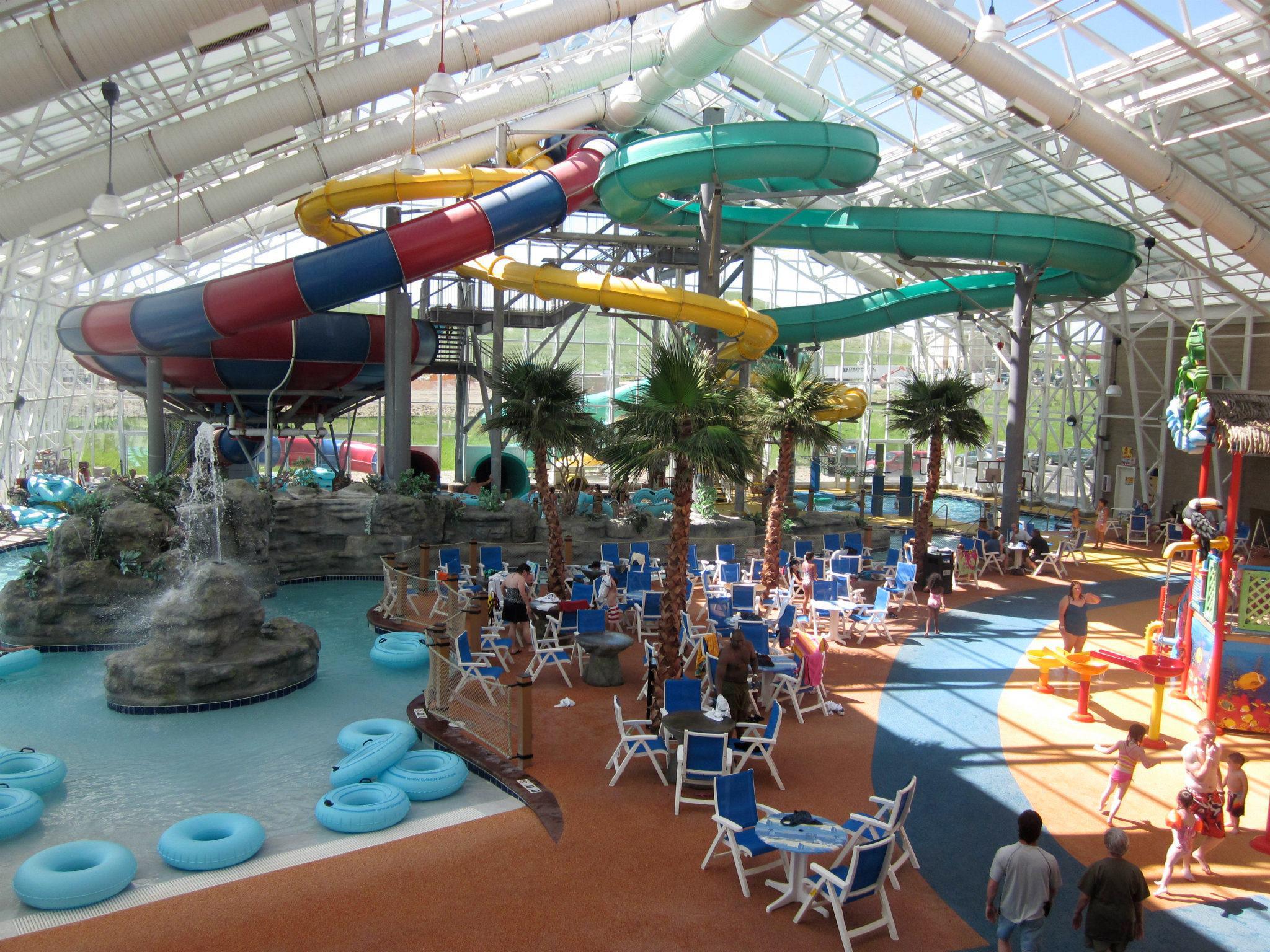 Watiki Indoor Waterpark2