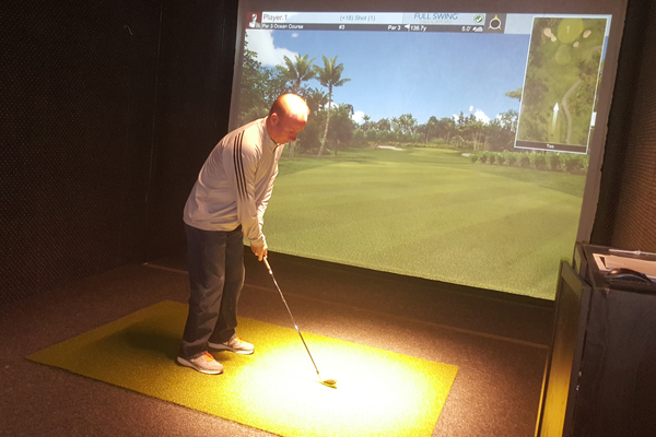 Riley's On The Green Indoor Golf6