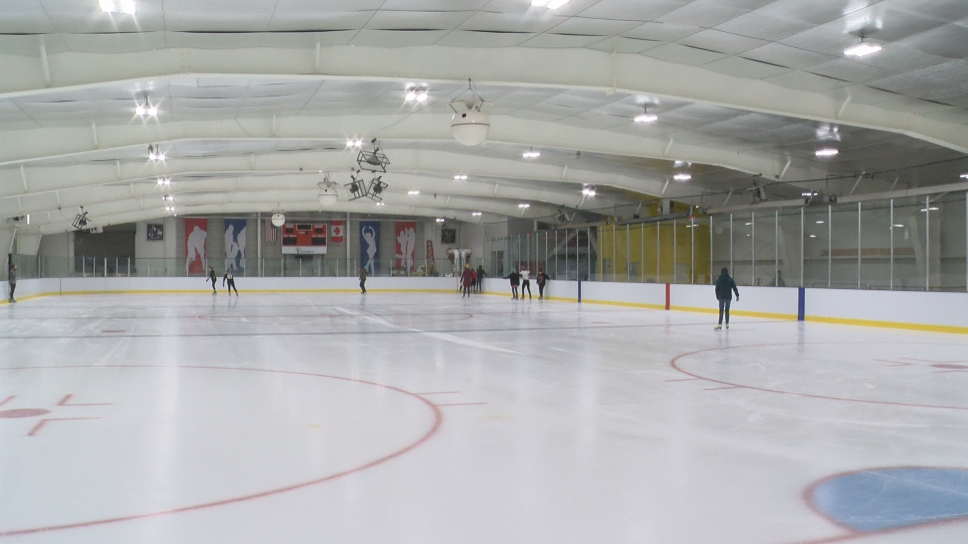 Flo Fabrizio Ice Center3