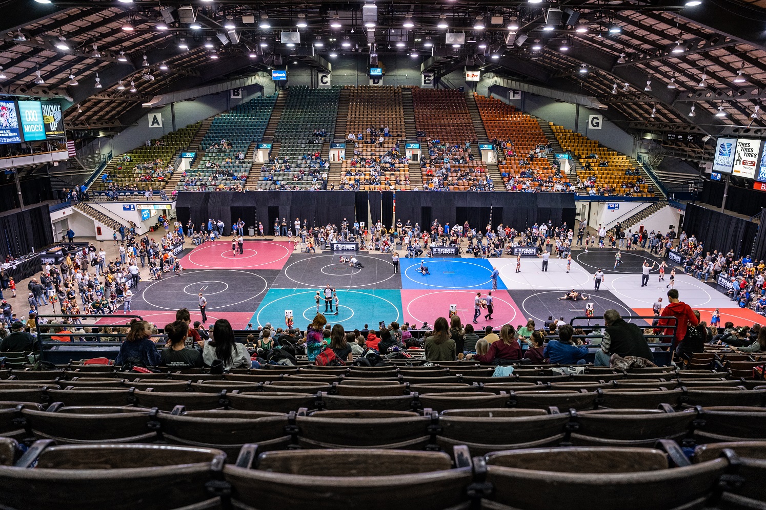 Arena_08_DSC08560.jpg
