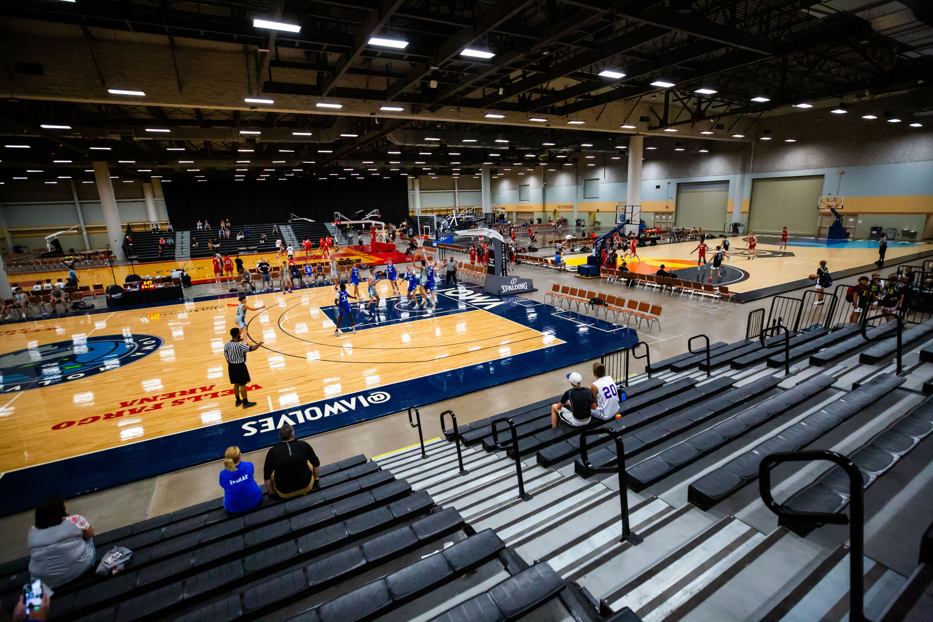 AttackBasketball_075_All_Iowa_Attack_Basketball_Tournament_of_Champions_1_optimized_2000.jpg