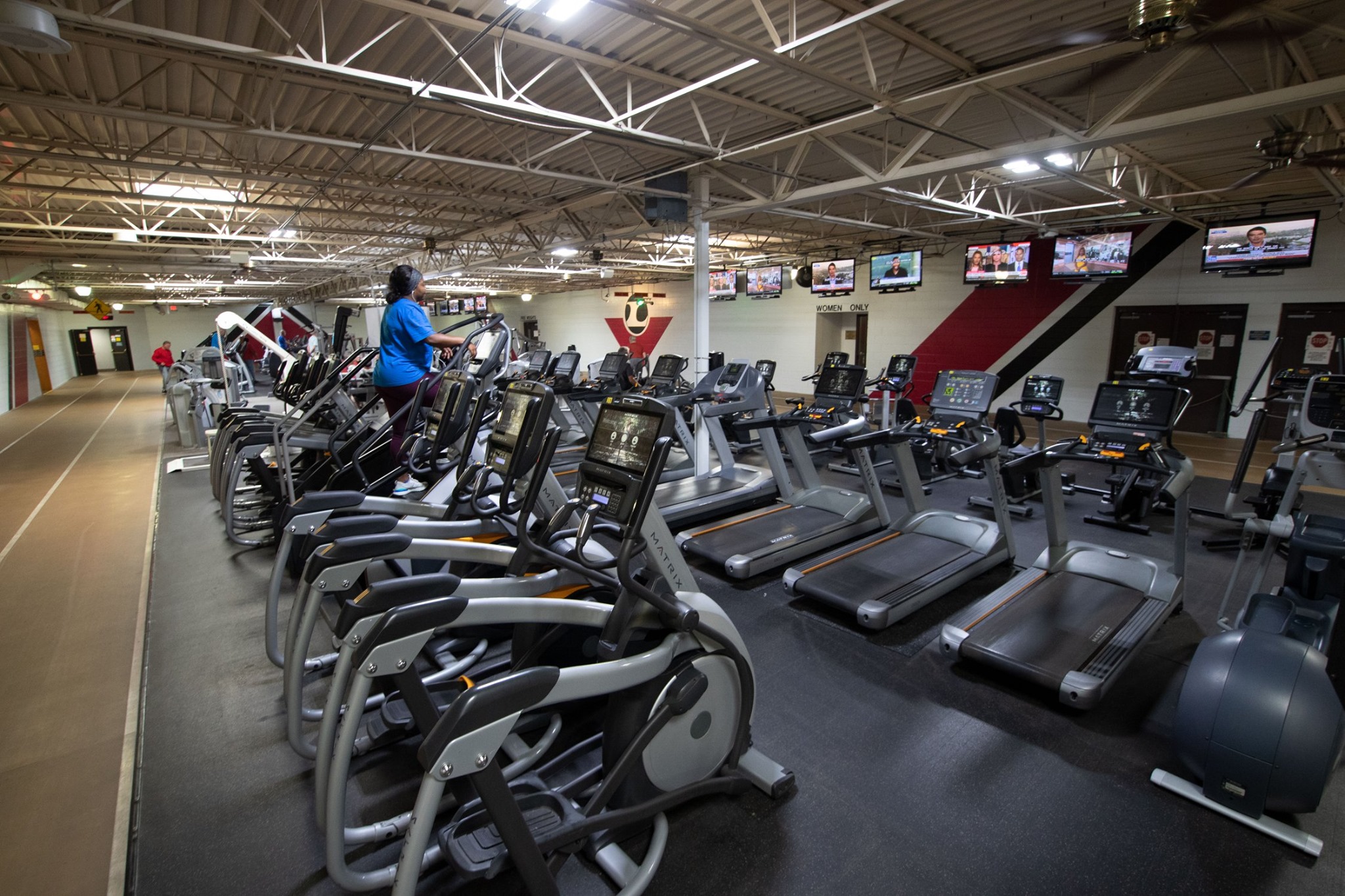 Landmark Recreation Center4