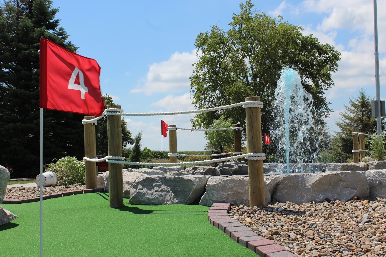 Jester Park Golf Course - Mini Golf Course2