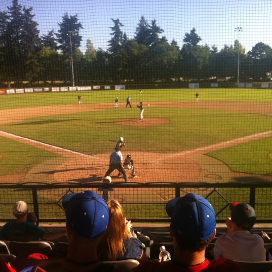 Propstra Stadium 4