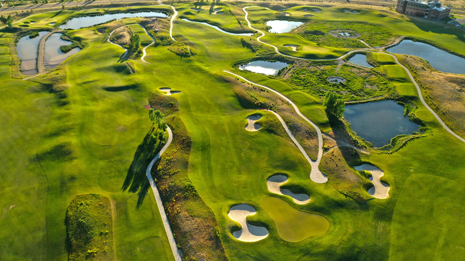 Three Crowns Golf Club caspah.jpeg