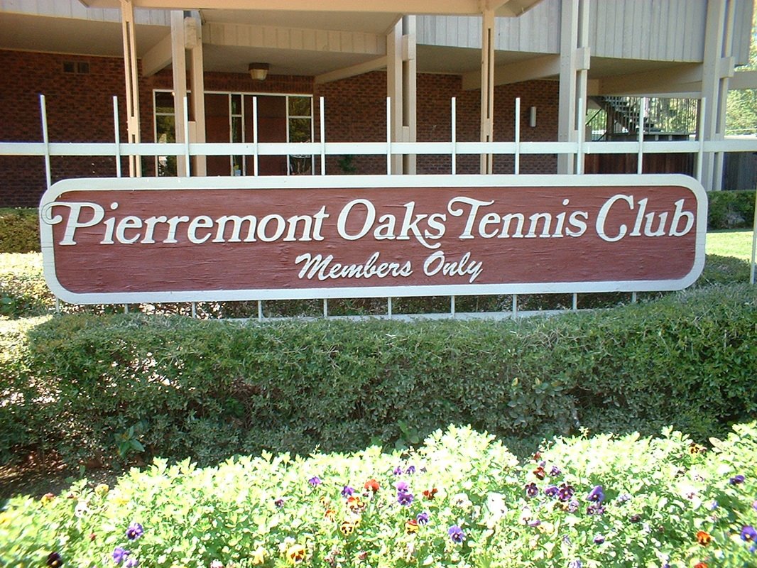 Pierremont Oaks Tennis Club