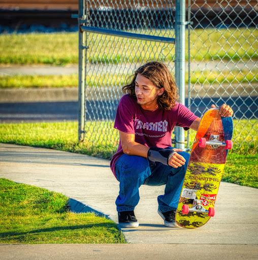 Lydia Gold Skatepark3